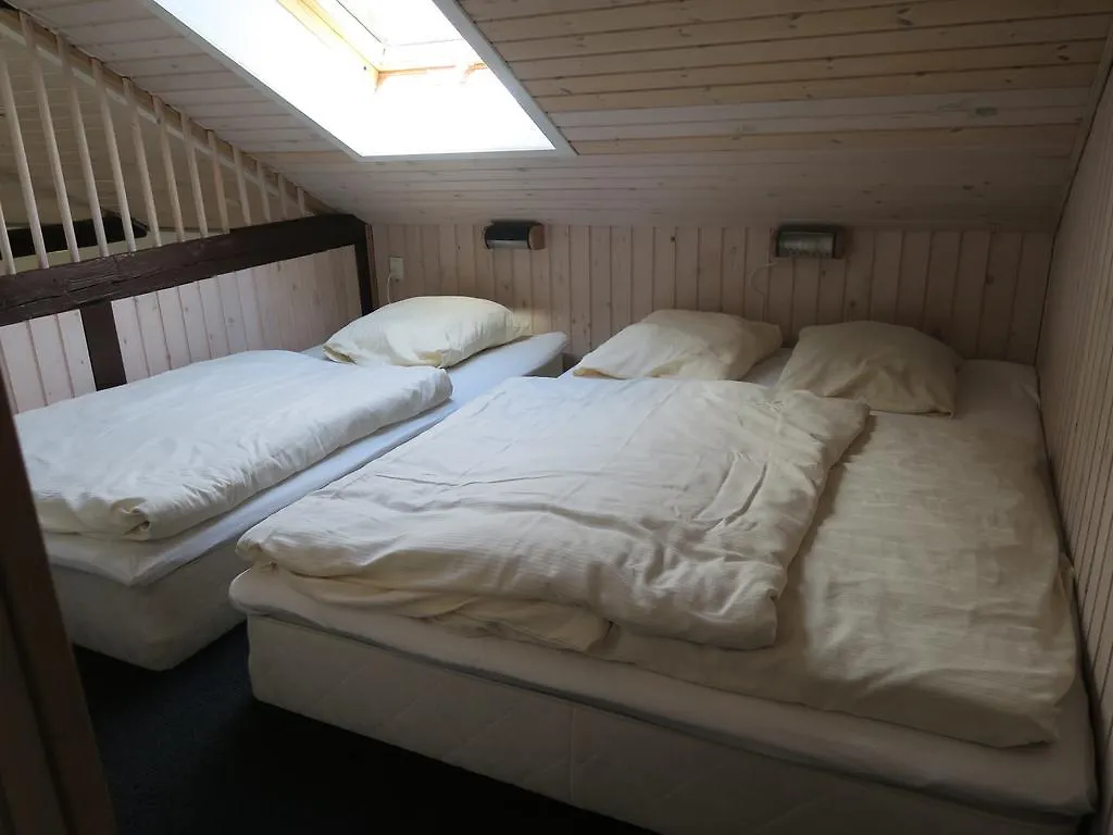B&B Det Gamle Savvaerk Give Bed & Breakfast